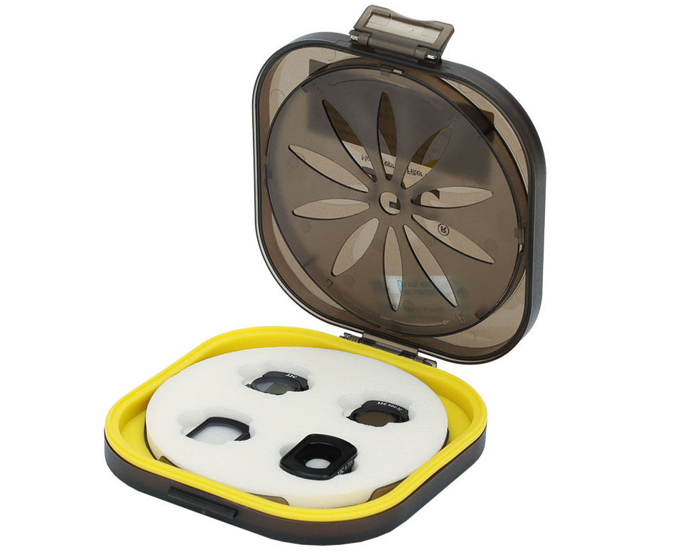 Четыре светофильтра для DJI Osmo Pocket 3 (CPL, NDV2-32, 0.72x Wide Angle, Black Mist 1/4) Четыре светофильтра для DJI Osmo Pocket 3 (CPL, NDV2-32, 0.72x Wide Angle, Black Mist 1/4)