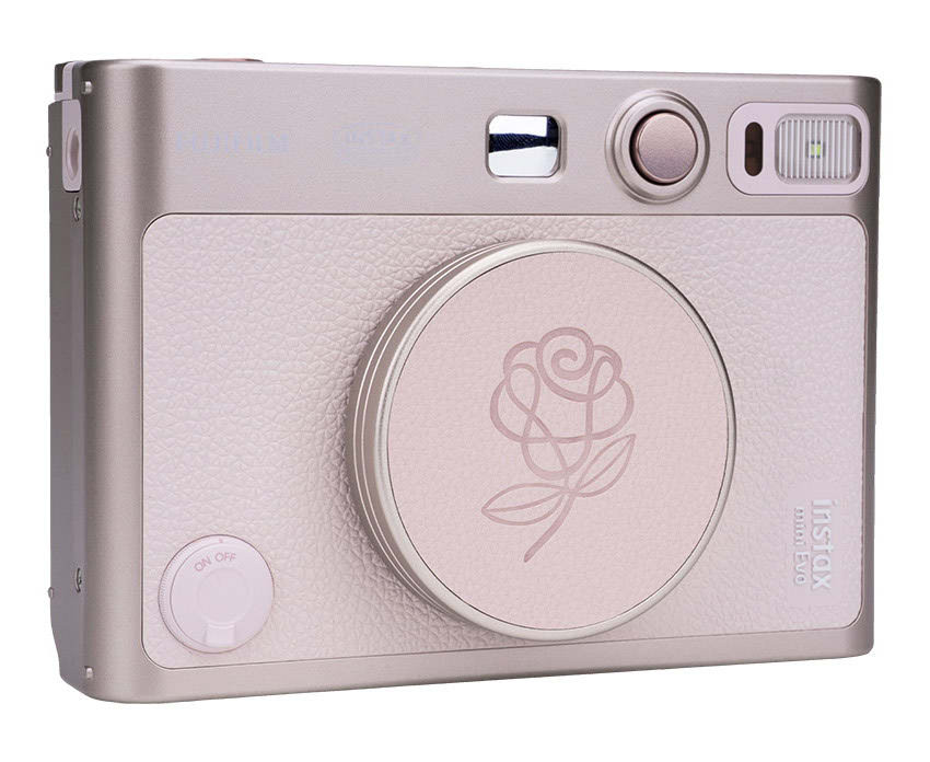 Крышка объектива Fujifilm instax mini EVO розовая Крышка объектива Fujifilm instax mini EVO розовая