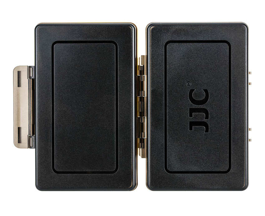 Защитный бокс на два аккумулятора Insta360 X5 / X4 / X3, карт памяти microSD и AirTag Защитный бокс на два аккумулятора Insta360 X5 / X4 / X3, карт памяти microSD и AirTag