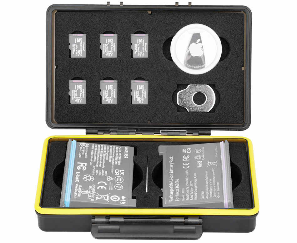 Защитный бокс на два аккумулятора Insta360 X5 / X4 / X3, карт памяти microSD и AirTag Защитный бокс на два аккумулятора Insta360 X5 / X4 / X3, карт памяти microSD и AirTag