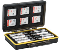 Защитный бокс на восемь AA аккумуляторов и карт памяти SD Card