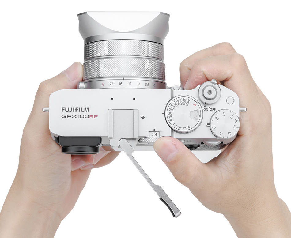 Дополнительный хват для Fujifilm GFX100RF (серебристый) Дополнительный хват для Fujifilm GFX100RF (серебристый)