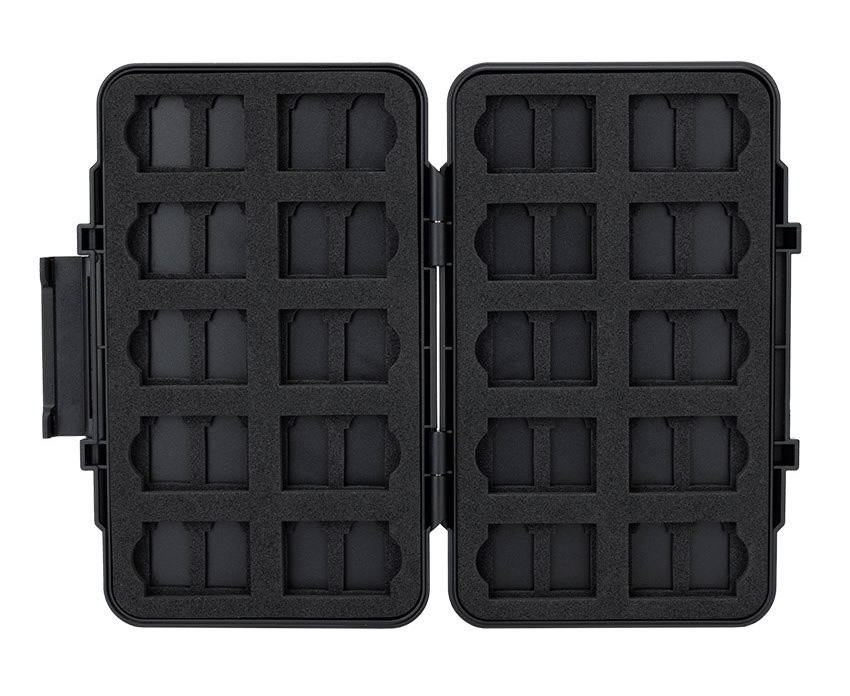 Защитный бокс на 20 CFexpress Type A и 40 microSD карт памяти