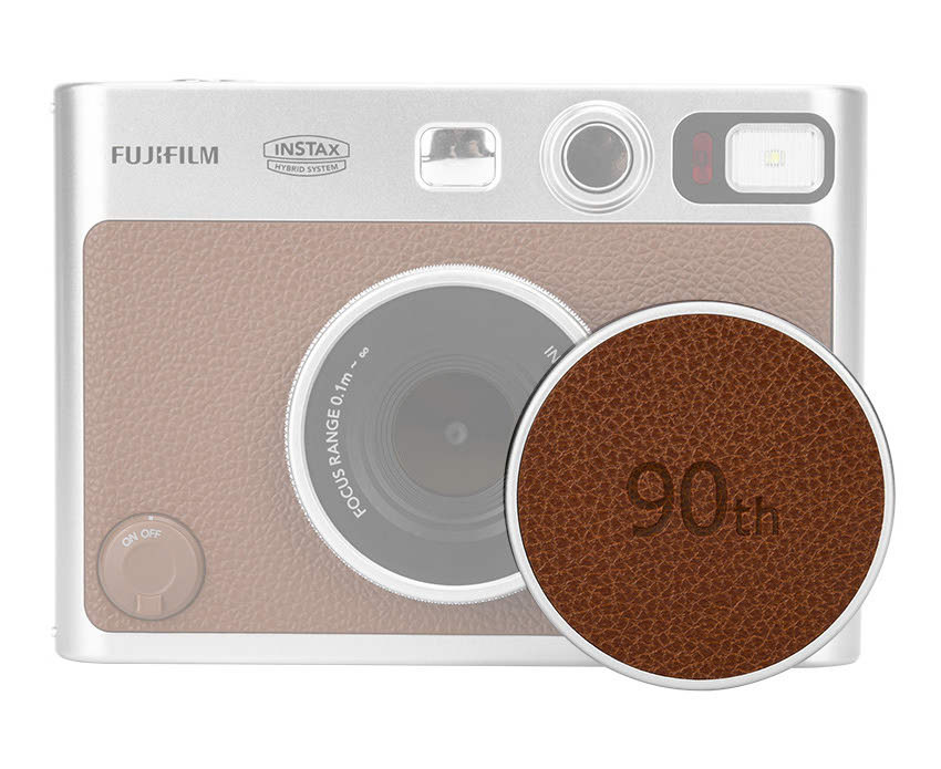 Крышка объектива Fujifilm instax mini EVO коричневая