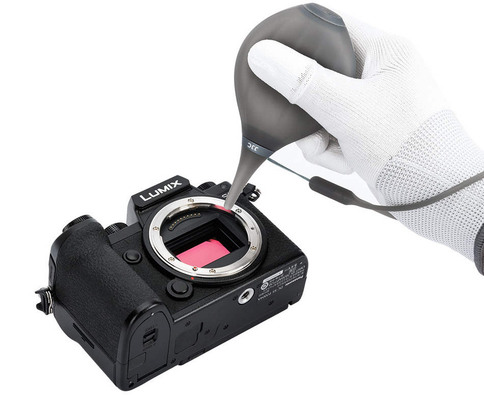 Груша воздушная для оптики с двумя клапанами, мягким соплом и ремешком (прозрачный чёрный) Груша воздушная для оптики с двумя клапанами, мягким соплом и ремешком (прозрачный чёрный)