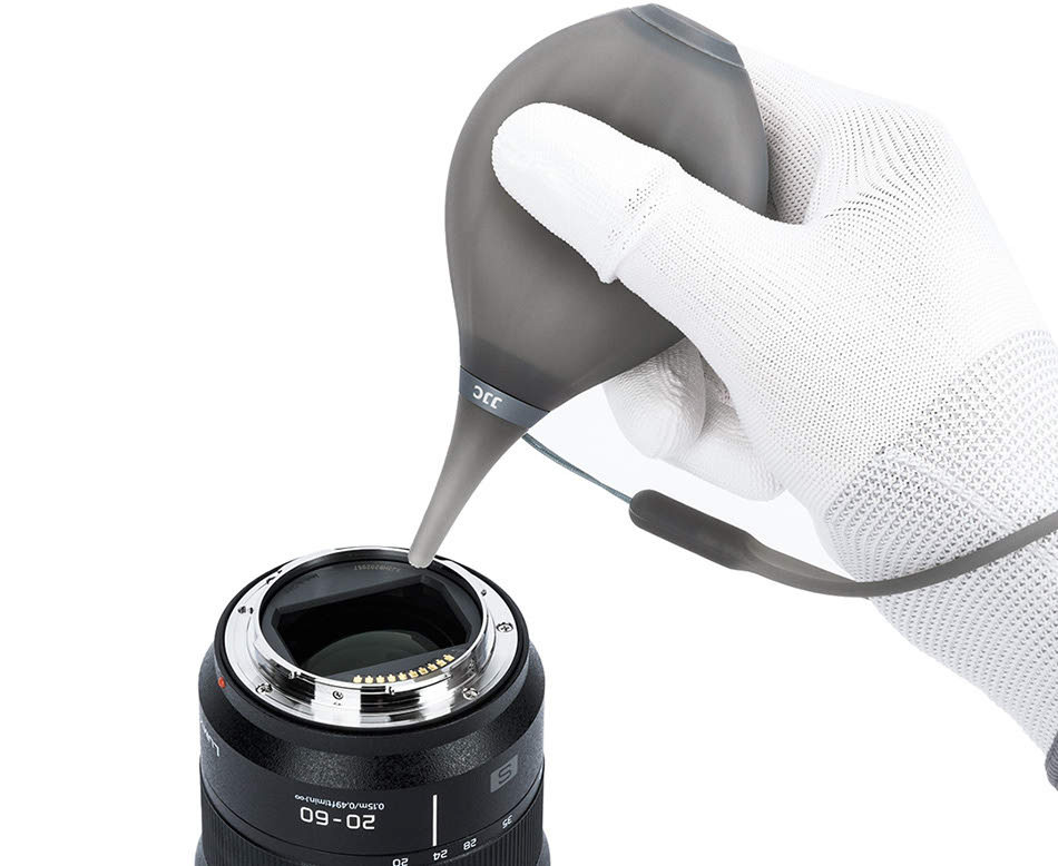 Груша воздушная для оптики с двумя клапанами, мягким соплом и ремешком (прозрачный чёрный) Груша воздушная для оптики с двумя клапанами, мягким соплом и ремешком (прозрачный чёрный)