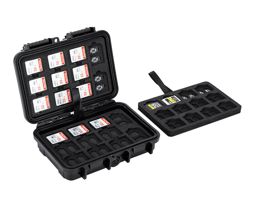 Защитный бокс на 90 шт microSD, 33 шт SD и 12 шт CFexpress Type A