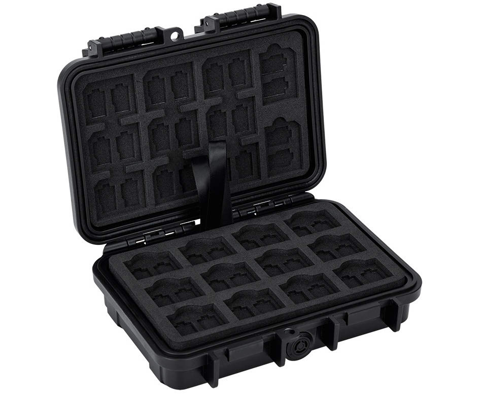 Защитный бокс на 90 шт microSD, 33 шт SD и 12 шт CFexpress Type A