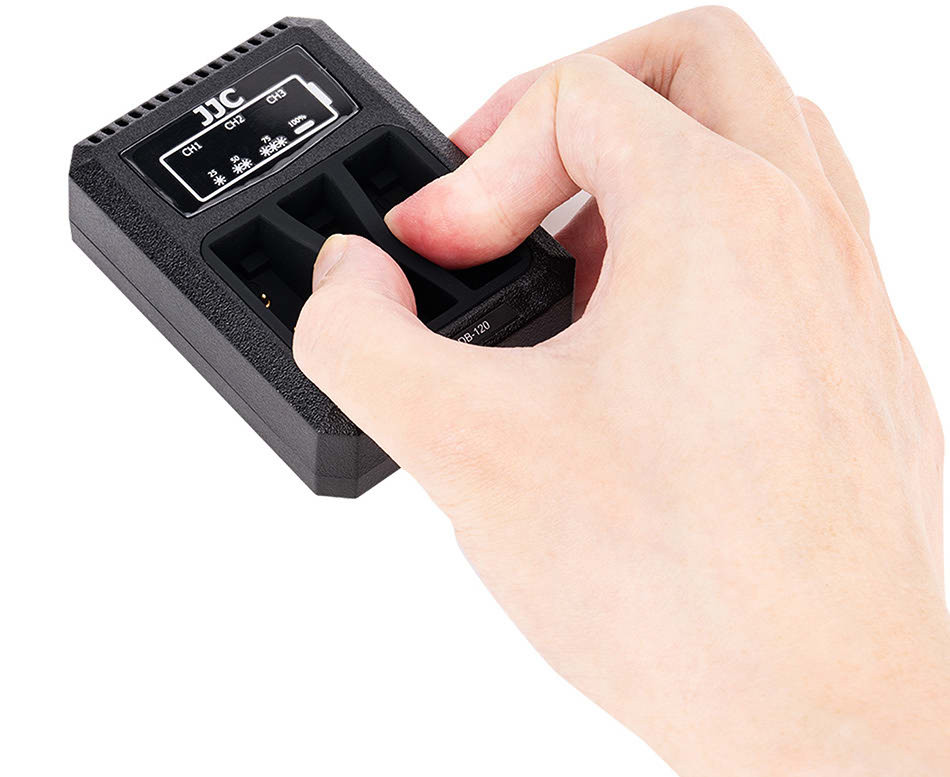 Зарядное USB-C устройство для трёх аккумуляторов Ricoh DB-120