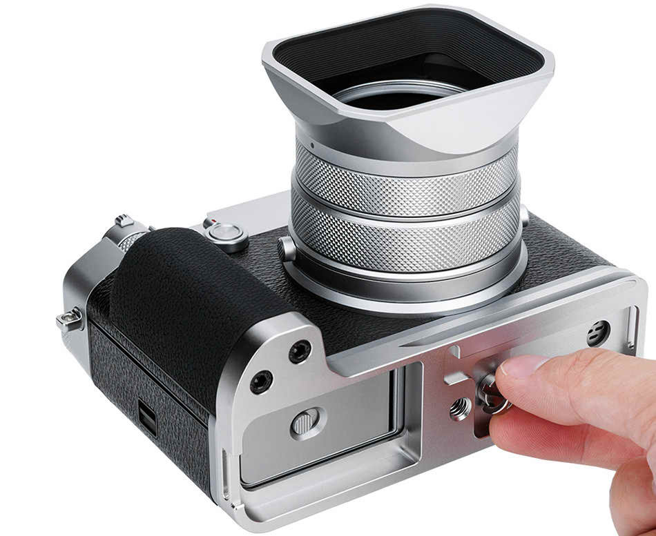 L-образная рукоятка для Fujifilm GFX100RF (серебристая) L-образная рукоятка для Fujifilm GFX100RF (серебристая)