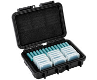 Защитный бокс на четырнадцать CFexpress Type A и восемнадцать SD карт памяти