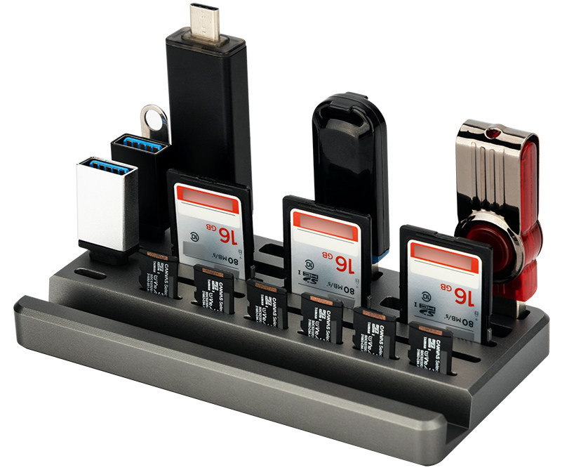 Подставка для смартфона с ячейками для SD / TF и USB Type A / Type C флеш карт, металл (серая)