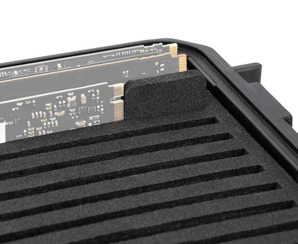 Защитный бокс на пятнадцать SSD M.2 2280 / 2260 / 2242 / 2230 накопителей