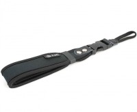 Кистевой ремень JJC ST-1 на запястье